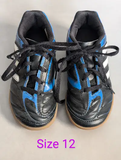 Indoor Soccer Shoes - size 12, View more