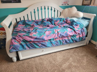 Twin Trundel Day bed