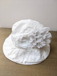 Toddler Girls size 24 months-3T white bucket hat Children's Plac