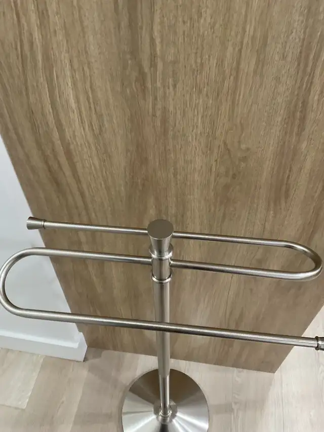 Porte serviette de Luxe in Bathwares in Thetford Mines - Image 3