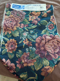 Pretty table runner13 by 43 inches