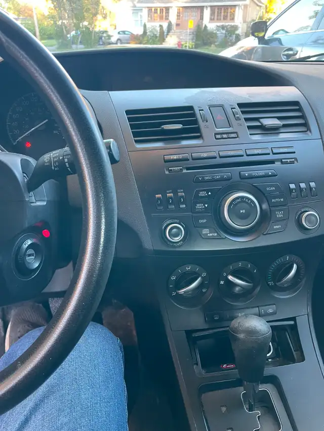 Mazda 3 2012598246621699133446
