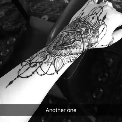 henna artist , View more