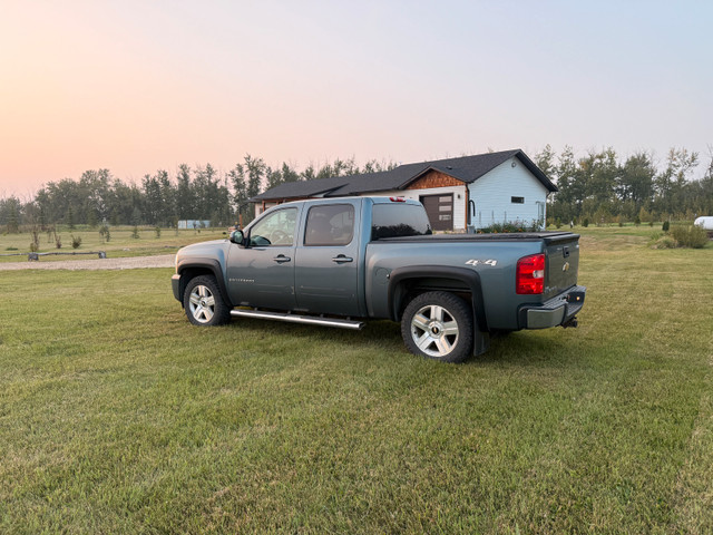 Chevrolet 1500 LTZ in Cars & Trucks in Strathcona County - Image 3