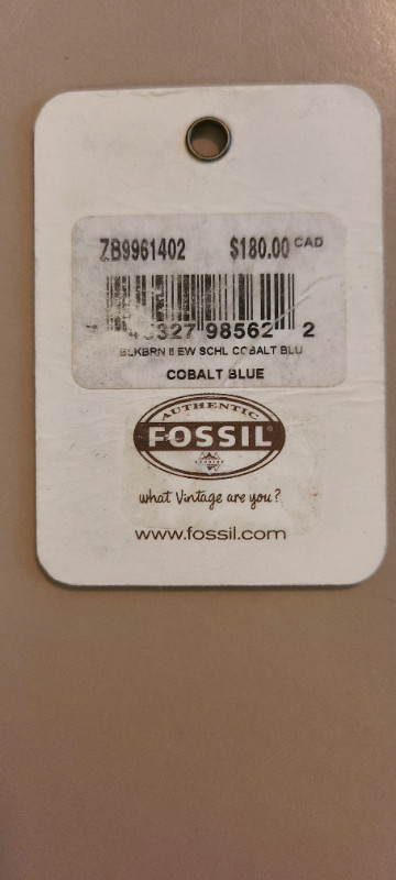 Fossil Handbag in Cobalt Blue in Women's - Bags & Wallets in Red Deer - Image 3
