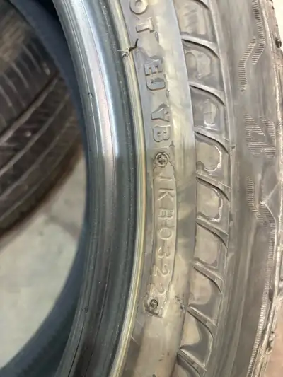 2022 NX 235/50/20 Alenza run flat tire . Very good condition