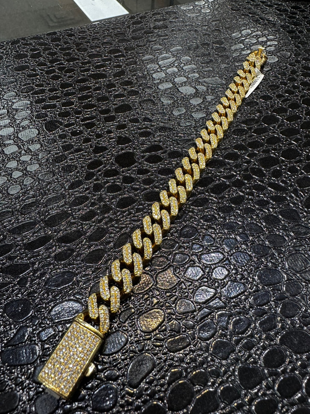 12mm Yellow Gold Cuban Diamond Bracelet in Jewellery & Watches in City of Toronto - Image 3