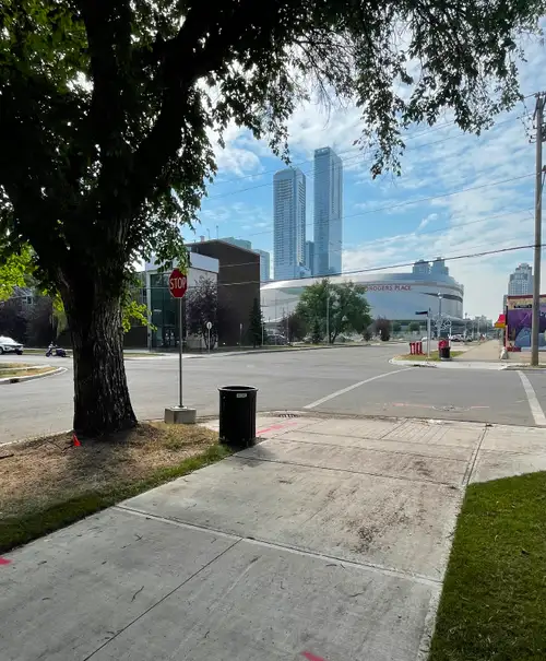 Location, location, location! Near MacEwan University, in the heart of Edmonton’s NHL Arena area, an...