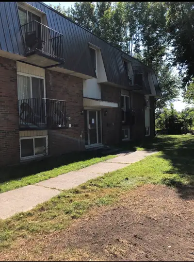 2 bedroom for Aug 1