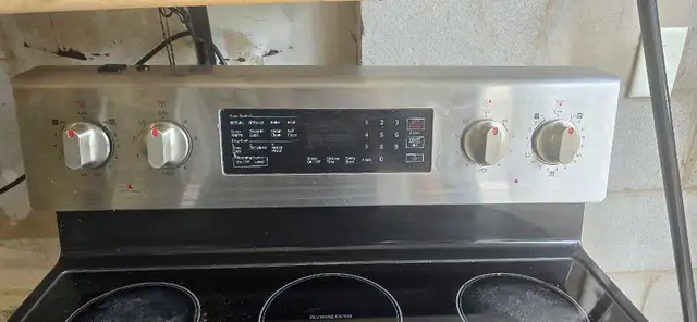Electric Range Stove in Stoves, Ovens & Ranges in Markham / York Region - Image 5