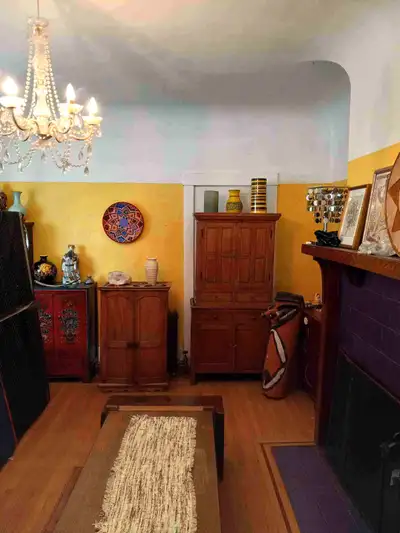 Sublet furnished Kits studio - August - October