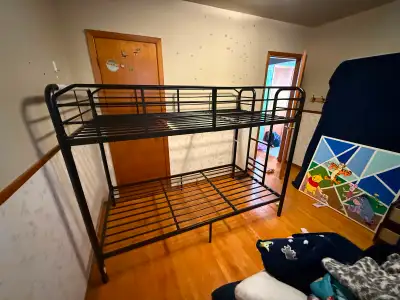 Twin bunkbed, View more