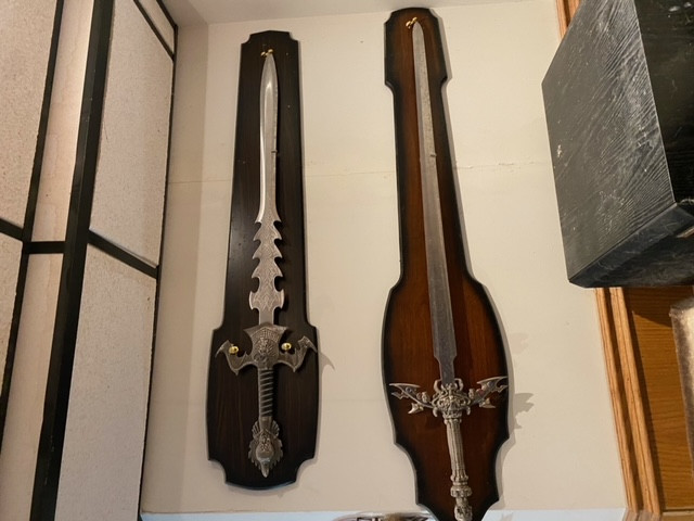 Knife and Sword Collection dans Art et objets de collection  à Winnipeg - Image 4