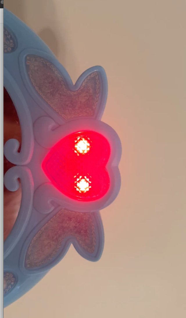 Disney Frozen Vanity Carrier (toys) in Toys in Markham / York Region - Image 11