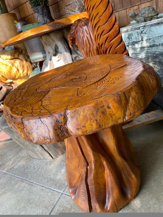 Side Table,  Handcrafted Cedar Carving in Outdoor Décor in Kamloops - Image 4