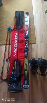 Pack complet ski alpin + bottes + bâtons + housse