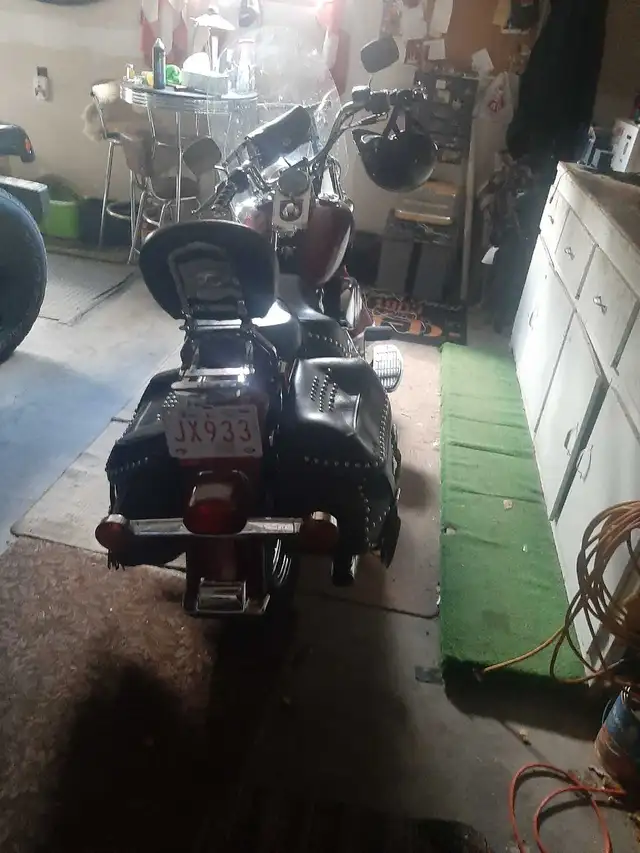 2001 Harley Davidson in Street, Cruisers & Choppers in Calgary - Image 5