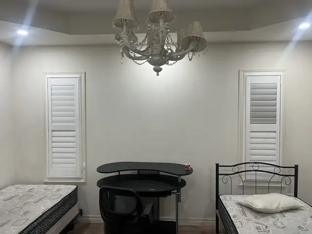 Room for Rent in Room Rentals & Roommates in Oshawa / Durham Region - Image 5