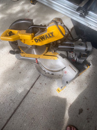 Dewalt 12” double sided compound mitre saw with stand