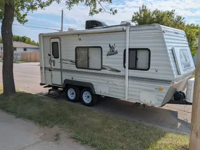 2005 Nash 19' pull camper, 22' ball to rear bumper. 340# hitch weight, 3728# dry weight. Purchased f...