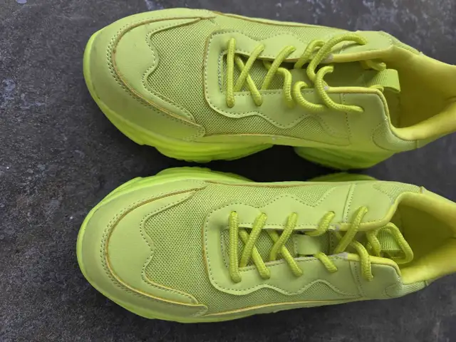 Women's Running Shoes Size 8 in Women's - Shoes in City of Montréal - Image 5