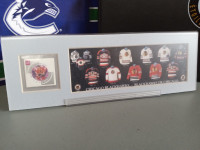 3 présentoirs avec timbres joueurs LNH