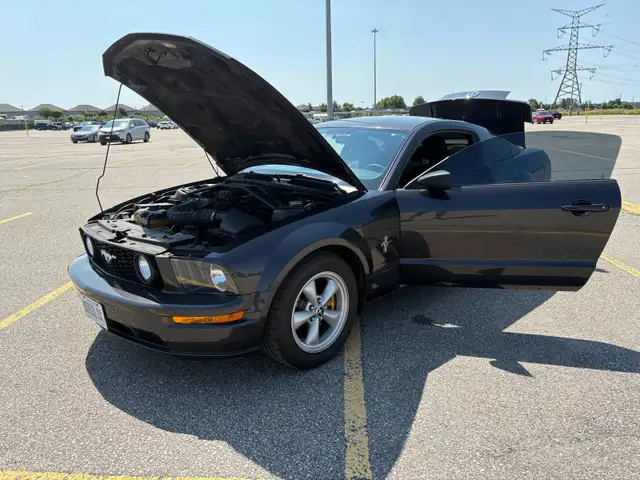One owner 2008 Ford Mustang V6 Near mint condition