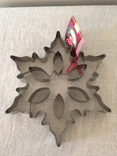 CHRISTMAS SNOWFLAKE COOKIE CUTTER-NEW, View more