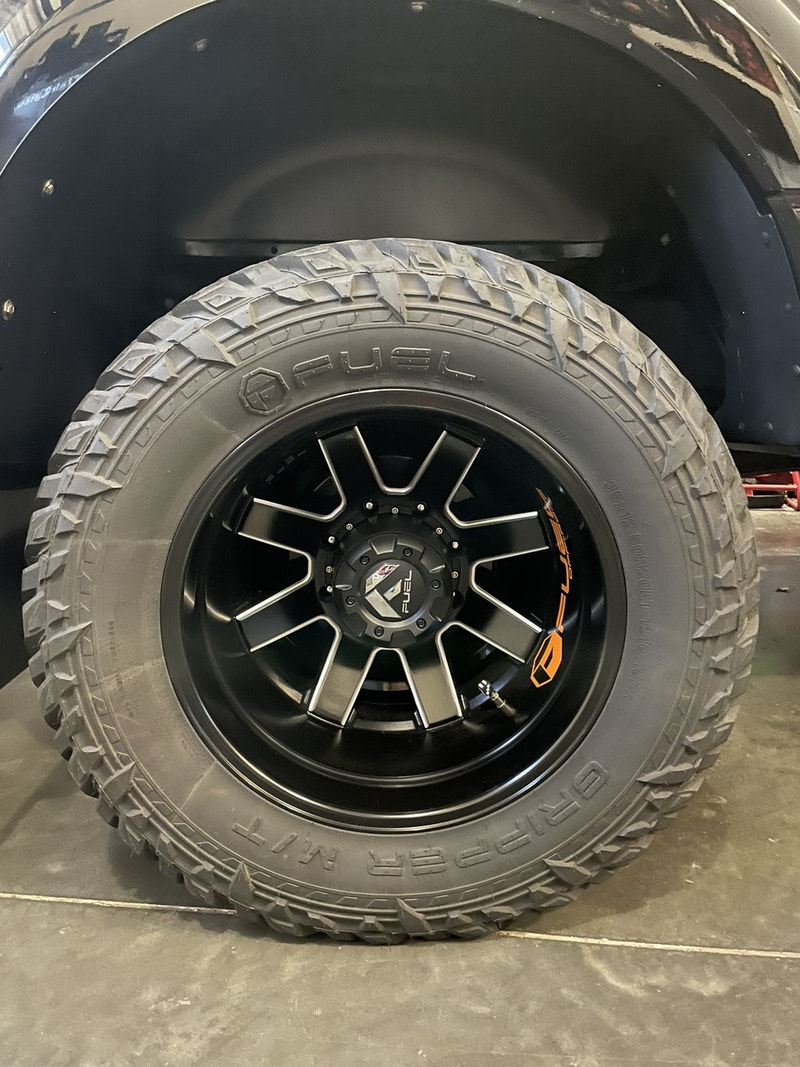 20 inch fuel mavericks dually wheels / drw Tires & Rims Medicine