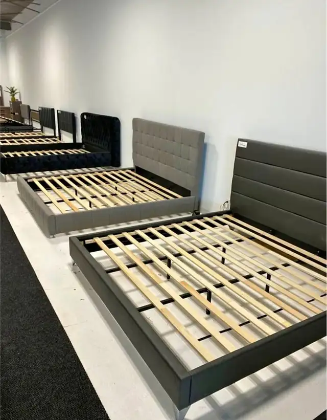 Lit simple|Lit double|Lit queen|Lit king in Beds & Mattresses in Laval / North Shore - Image 2