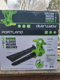 Electric blower/vacuum mulcher