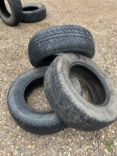 3 used mixed set of tires,265/65/17