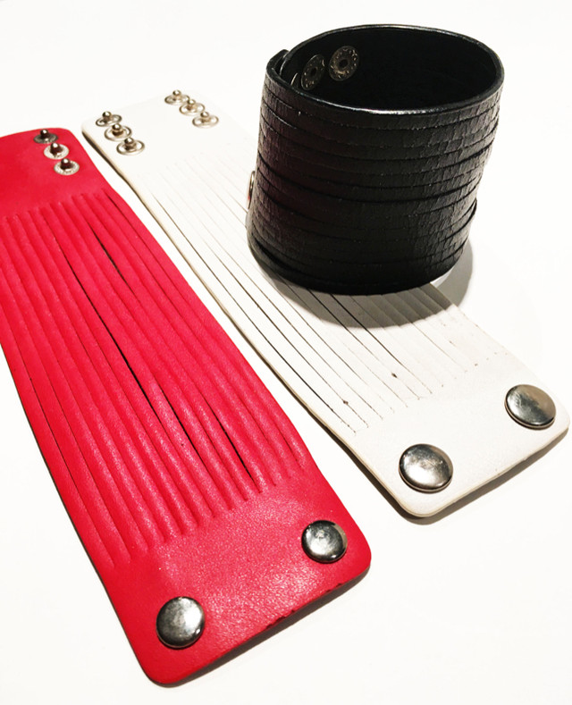 Leather Cuff Sliced Artisanal Bracelets Set of 3 in Jewellery & Watches in City of Toronto - Image 2
