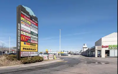 Excellent location, 1 bedroom, 1 bathroom townhouse. 1 parking spot included. Steps away to shopping...