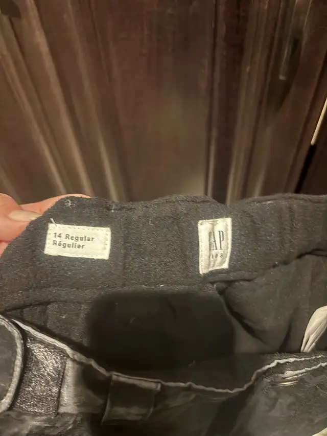 Gap Snow Pants in Kids & Youth in Edmonton - Image 3