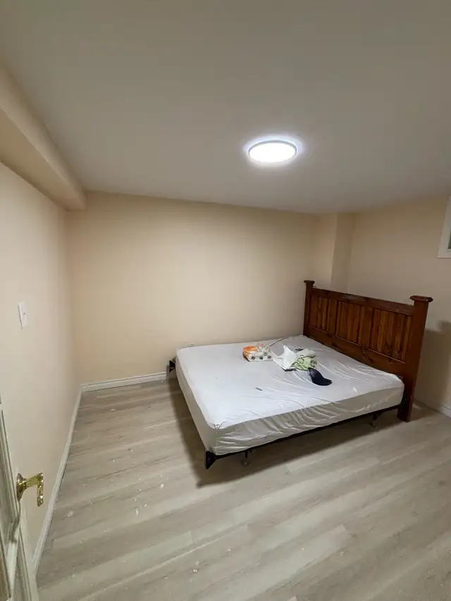 Professional Renovation Services – Flooring, Kitchens, Painting in Renovations, General Contracting & Handyman in Hamilton - Image 10