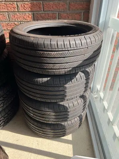 I'm selling a set of four Michelin summer tires, size 215/55R17. These tires are like new condition...