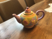 Oneida teapot