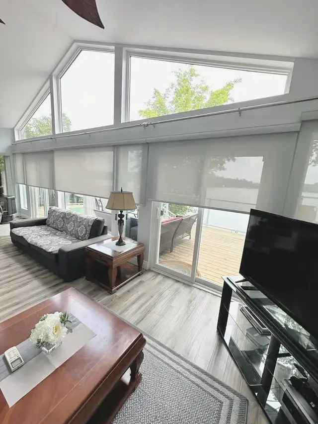 Waterfront Lake Cottage for Rent no EXTRA FEES in Ontario in Canada - Image 2