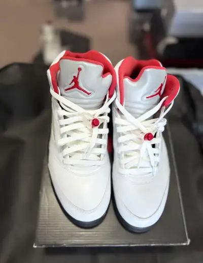 Jordan 5 Fire Red Sliver Tongue, View more