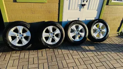 For sale Toyota RAV4 (OEM) 17” Alloy Wheels These wheels came of 2024 RAV4 and will fit following ye...