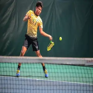 Cours de Tennis avec Analyse Vidéo et Machine à Balles, View more