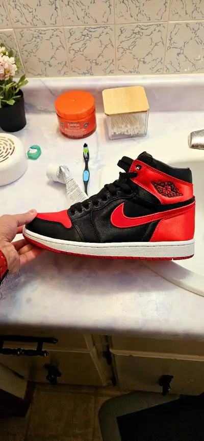 jordan 1 bred satin, View more
