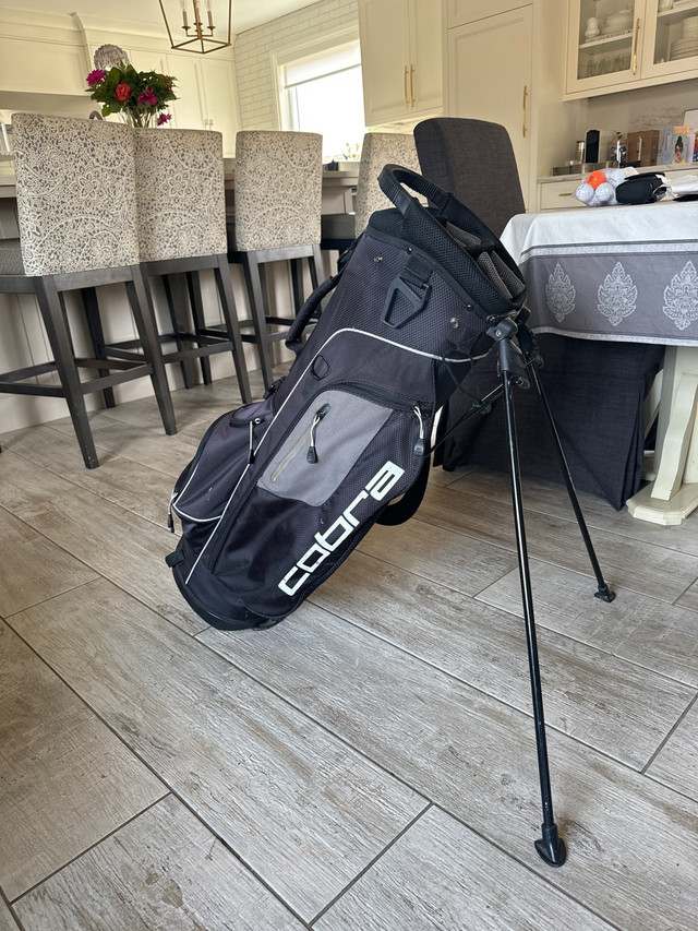 used cobra golf bag in Golf in La Ronge - Image 2