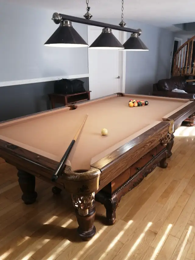 Dufferin Pool Table 8' in Toys & Games in Ottawa - Image 4