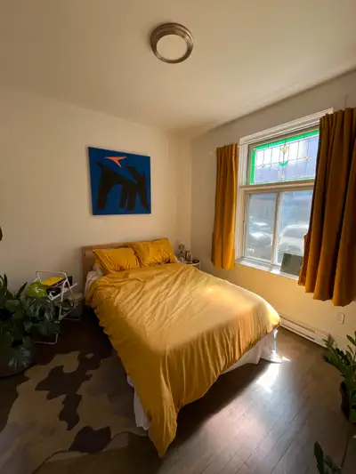 Room + Private Office for rent in 5 1/2 Verdun