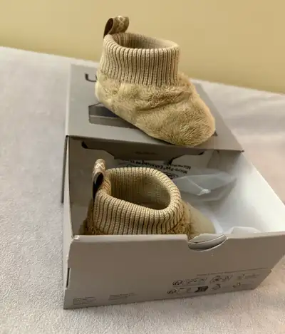 brand new baby UGGS size 3 , View more