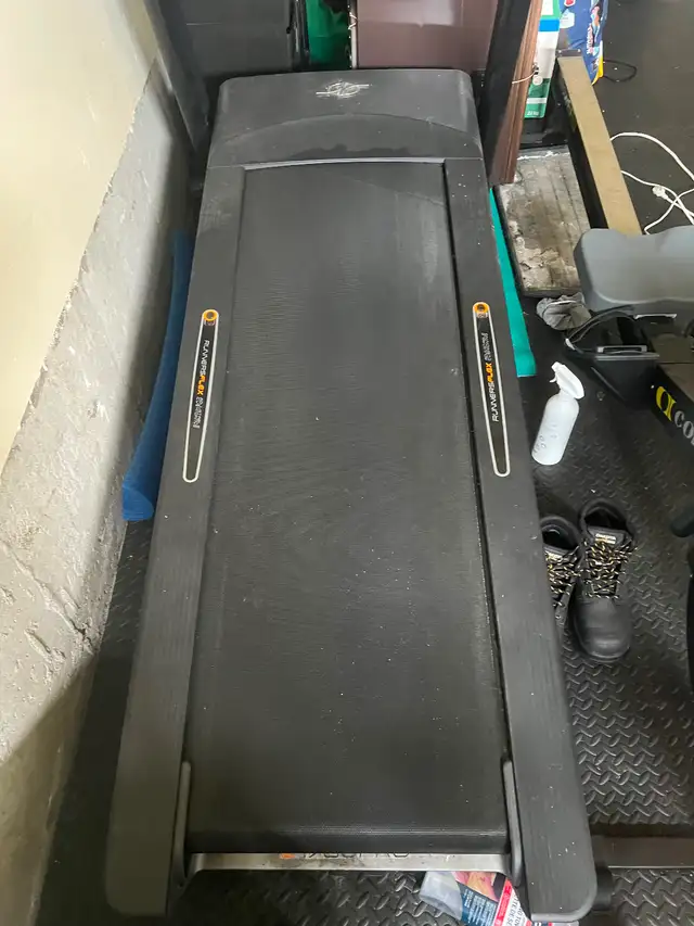 Nordic track Treadmill in Exercise Equipment in Ottawa - Image 4