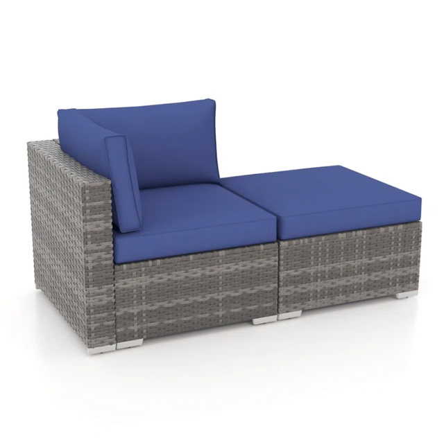 Wicker Outdoor Lounge Chair with Cushions in Patio & Garden Furniture in City of Toronto - Image 4