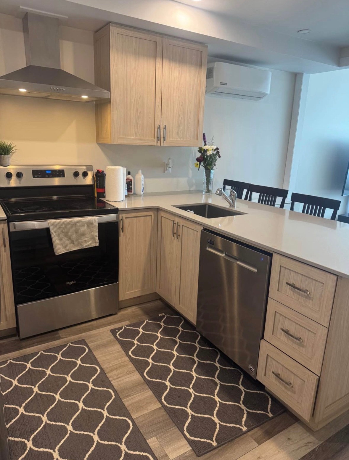 6643 Av. Papineau — photo 3